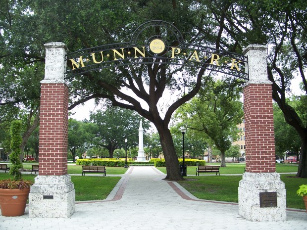 Munn Park Fall Garden Extravaganza 2021